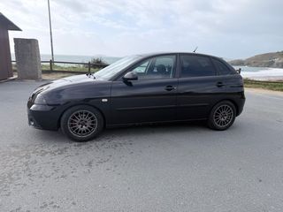 SEAT Ibiza 2004