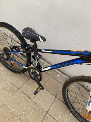 Bicicleta infantil azul