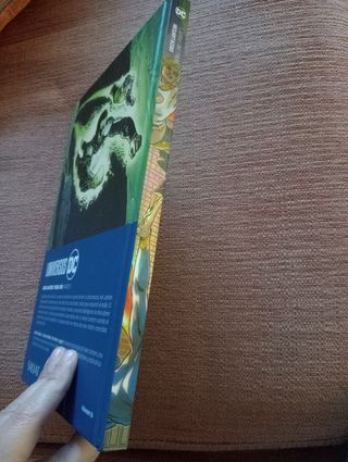 Cómic Universos DC Green Lantern Tierra Uno