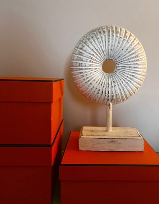 Escultura de madera Becara