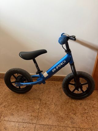 Bici de equilibrio B-PRO azul