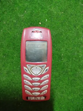 Nokia 6100 Rojo