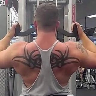 Barra Polea Espalda A 83cm