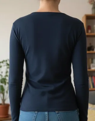 Camisa azul de manga larga