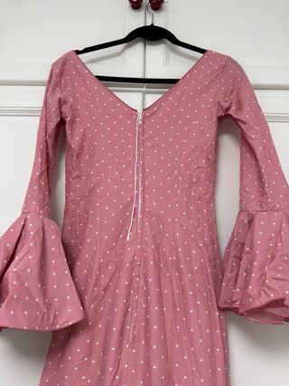 Traje de flamenca rosa lunares