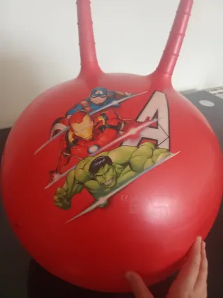 Pelota saltarina Avengers