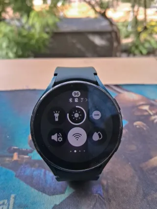 Samsung Galaxy Watch4(Funciona perfecto Leer abajo