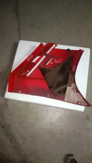 Carenado Izquierdo VFR750