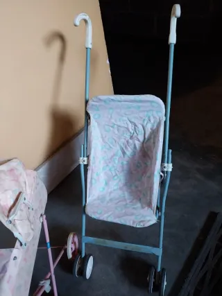 Carrozzina e passeggino bambola anni '80