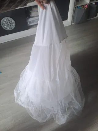 Cancán de novia blanco