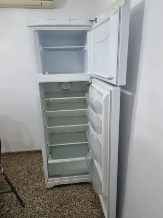 Frigorífico Indesit Blanco