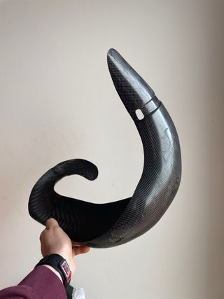 Protector escape carbono original