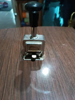 Sello numerador antiguo