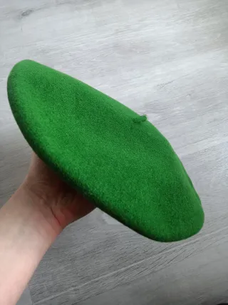 Boina verde para chica