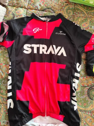 Camiseta Ciclismo Strava Cuore Negra y Roja