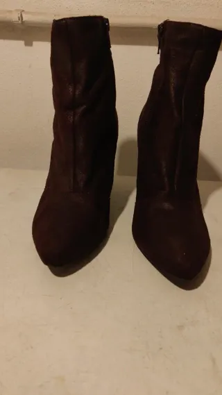 Botines Talla 40 Berenjena