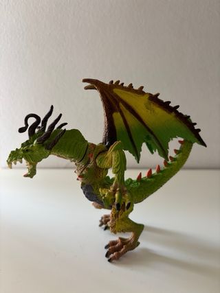 Figura Dragón Verde Articulado