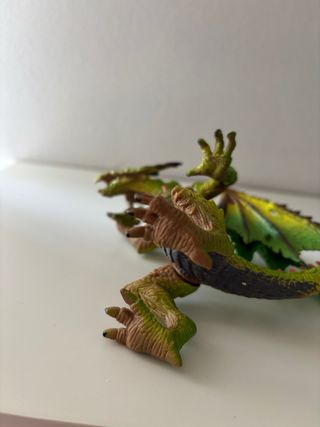 Figura Dragón Verde Articulado