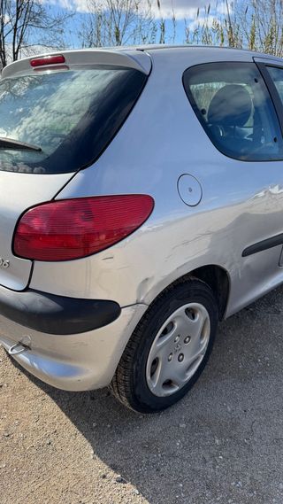 Peugeot 206 2001