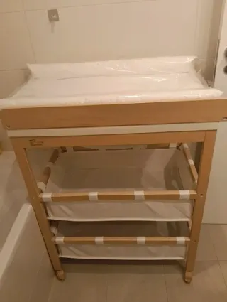 Bañera cambiador bebé madera natural