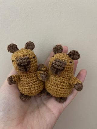 Llavero Capibara Tejido