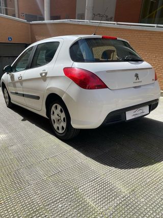 Peugeot 308 2013