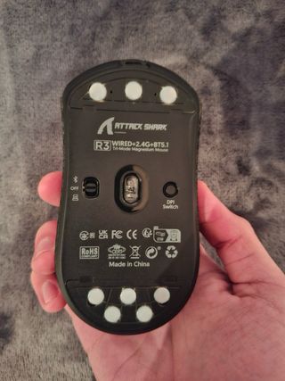 Ratón Attack Shark PAW3395 Ultraligero