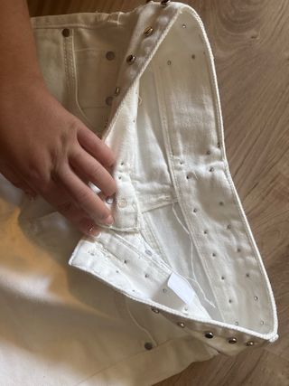 Shorts vaqueros blancos con estrellas plateadas