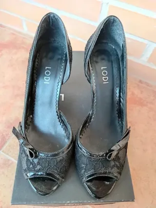Zapatos de tacón ceremonia encaje negro