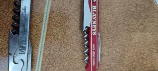 Cavatappi apribottiglie rosso e argento