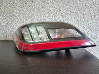 Piloto Trasero Izquierdo Hyundai Kona 2022