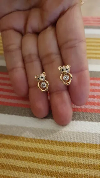 Pendientes Oso con Circonitas Bañados en Oro