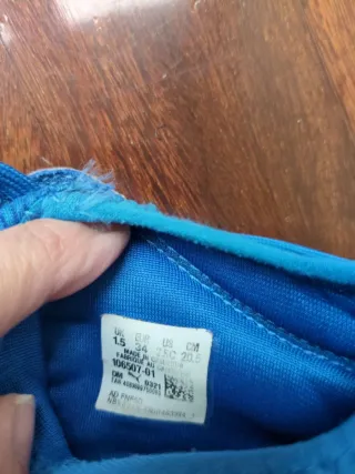 Botas fútbol niño T34 Puma tacos azules