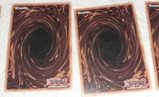 Carte game Yugi oh vintage 1996 trading Card games