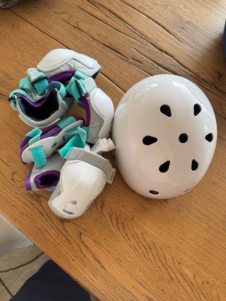 Conjunto Patinaje Niñ@ Casco y Protecciones