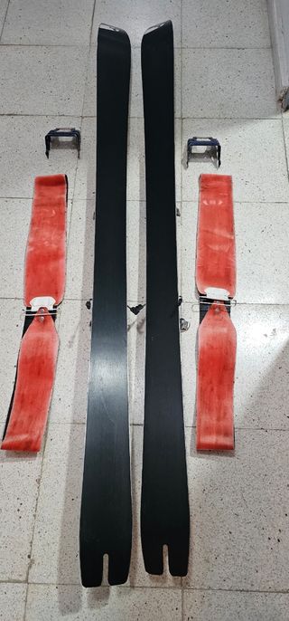 Esquís de travesía La Sportiva Skitrab, 178 cm.