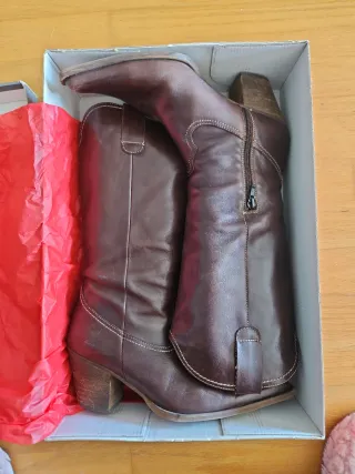 Botas de piel Wonders talla 39