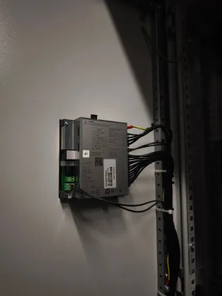 Batería Condensadores Schneider VLVAF5L350A40B