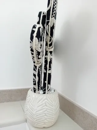 Pianta decorativa nero e panna