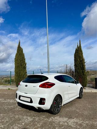 KIA Ceed Gt 204cv
