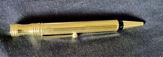 Bolígrafo dorado vintage