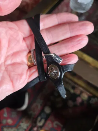 Pulsera de cuero Coach