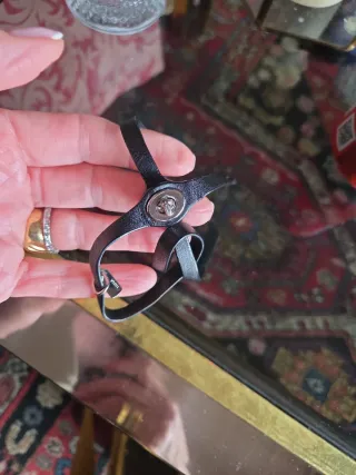 Pulsera de cuero Coach