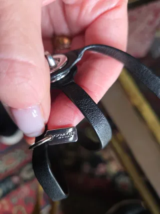 Pulsera de cuero Coach