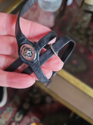 Pulsera de cuero Coach