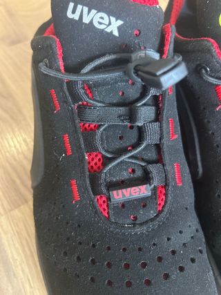 Zapato Uvex Negras Talla 45