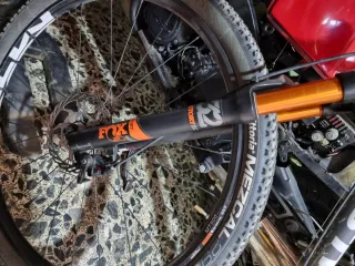 Bicicleta Gravel Fox Factory 32