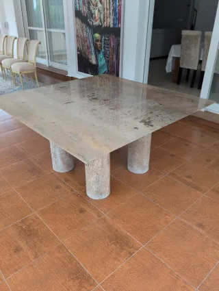 Mesa de exterior de mármol