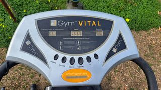 Plataforma vibratoria Gym Vital y elíptica