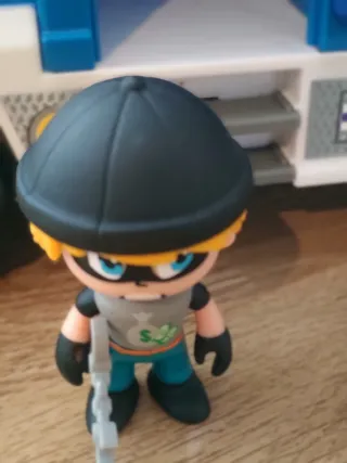 Camión de policía pinipon action